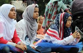 Americans say Muslims face most intolerance in US