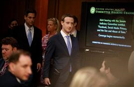 As Facebook Raised a Privacy Wall, It Carved an Opening for Tech Giants