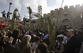 Israel bans Gaza istians from going to Jerusalem, Bethlehem for Easter