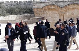 Israeli minister tours Al-Aqsa days after Palestinian arrests