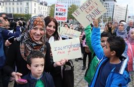 Muslims in Europe facing ´hostility in everyday life´