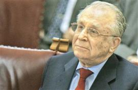 Romania´s ex-leader Iliescu charged over 1989 uprising