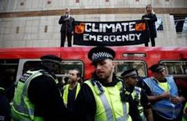 UK Police Say Arrested 106 People Amid Environmentalist Protests In London